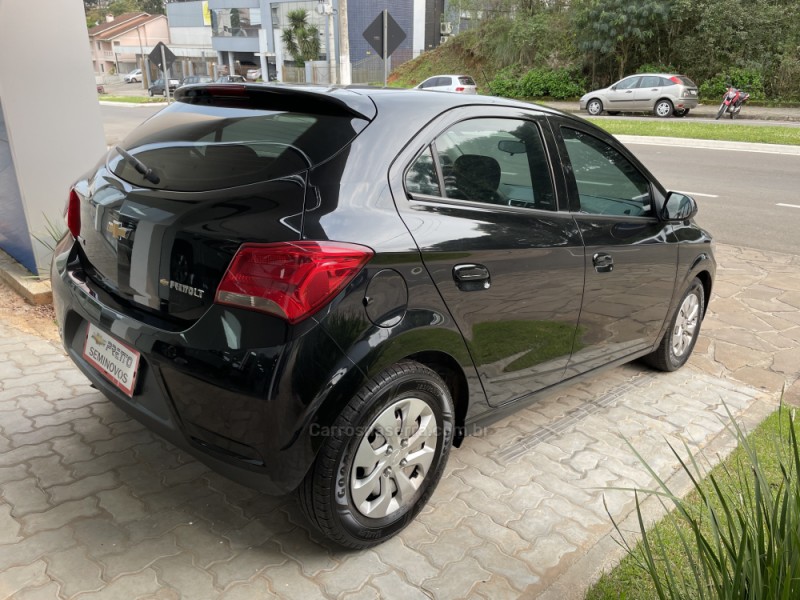 ONIX 1.0 MPFI LT 8V FLEX 4P MANUAL - 2019 - GUAPORé