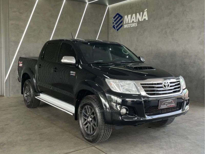 HILUX 3.0 SRV 4X4 CD 16V TURBO INTERCOOLER DIESEL 4P AUTOMÁTICO - 2014 - SANANDUVA