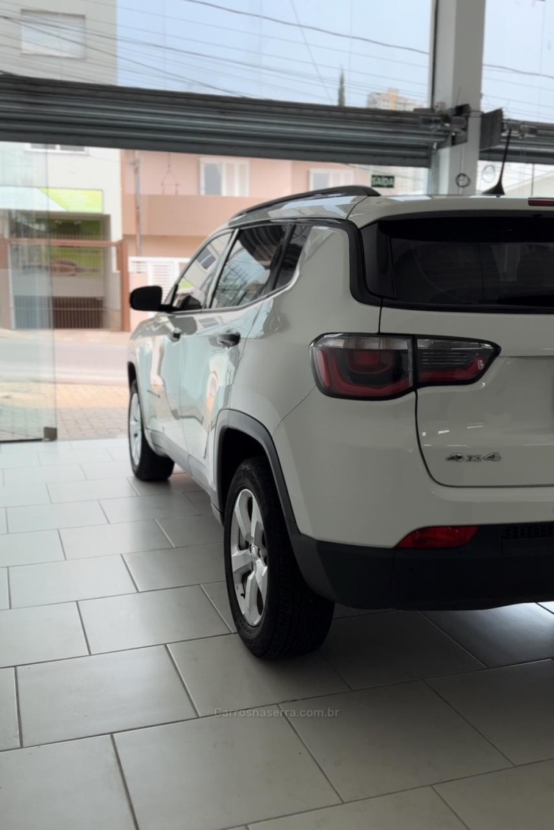 COMPASS 2.0 SPORT 4X4 16V FLEX 4P AUTOMÁTICO - 2018 - CAXIAS DO SUL