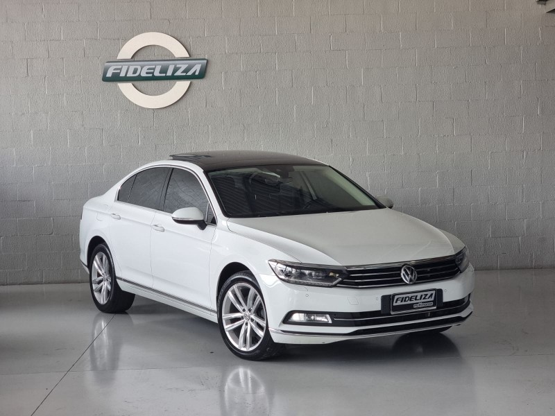 PASSAT 2.0 TSI HIGLHINE GASOLINA 4P AUTOMATIZADO - 2018 - FARROUPILHA