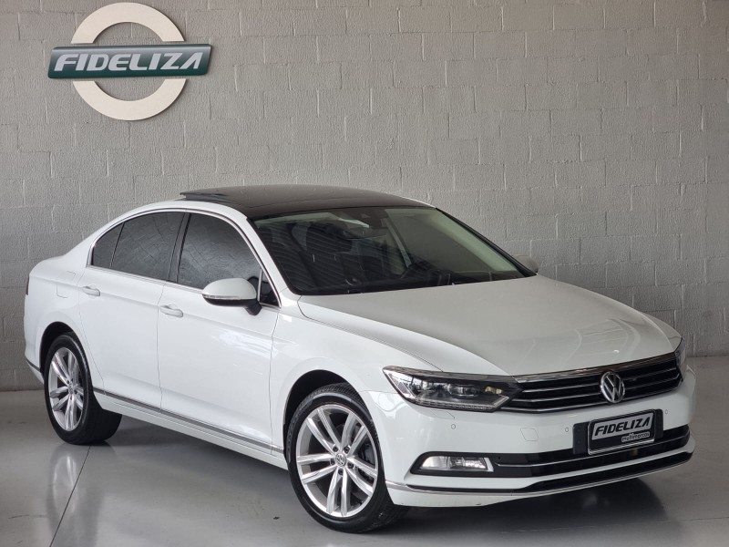 PASSAT 2.0 TSI HIGLHINE GASOLINA 4P AUTOMATIZADO - 2018 - FARROUPILHA