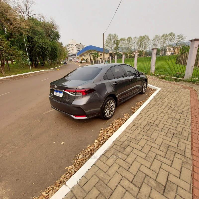 COROLLA 2.0 XEI 16V FLEX 4P AUTOMÁTICO - 2023 - BOM PRINCíPIO