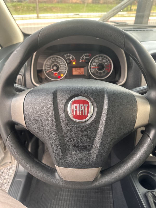 IDEA 1.4 MPI ATTRACTIVE 8V FLEX 4P MANUAL - 2014 - FARROUPILHA