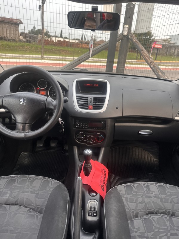 207 1.4 XR 8V FLEX 4P MANUAL - 2011 - FARROUPILHA