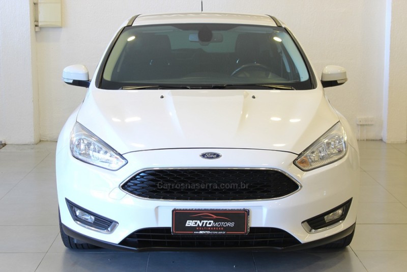 FOCUS 2.0 SE HATCH 16V FLEX 4P AUTO - 2017 - BENTO GONçALVES