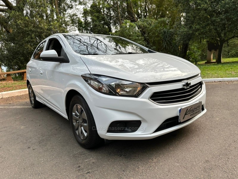 ONIX 1.0 MPFI LT 8V FLEX 4P MANUAL - 2019 - DOIS IRMãOS