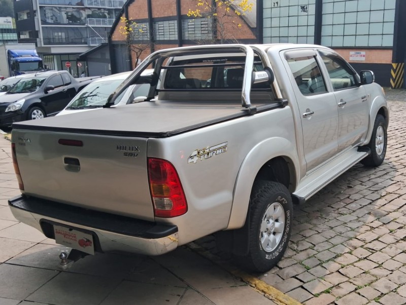 HILUX 3.0 SRV 4X4 CD 16V TURBO INTERCOOLER DIESEL 4P MANUAL - 2006 - FLORES DA CUNHA