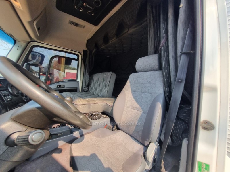 CARGO 2429 E 6X2 TURBO - 2014 - PORTãO