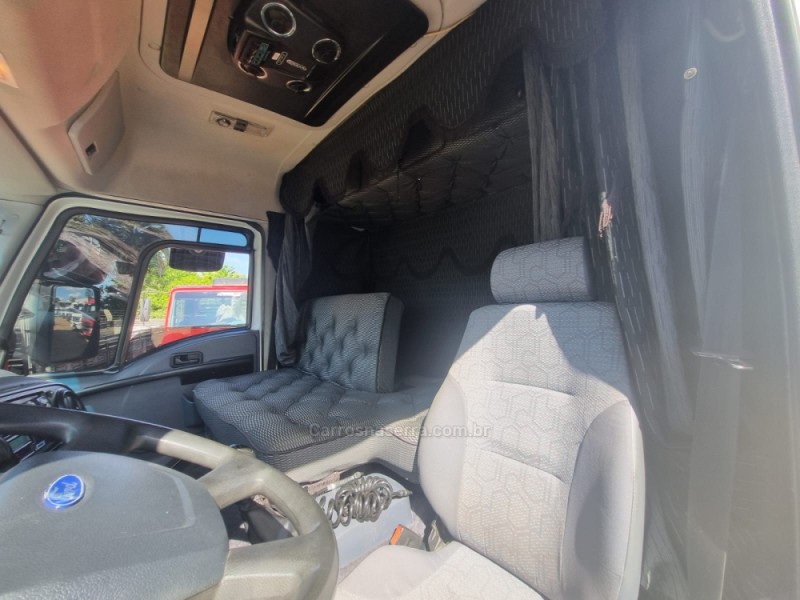 CARGO 2429 E 6X2 TURBO - 2014 - PORTãO