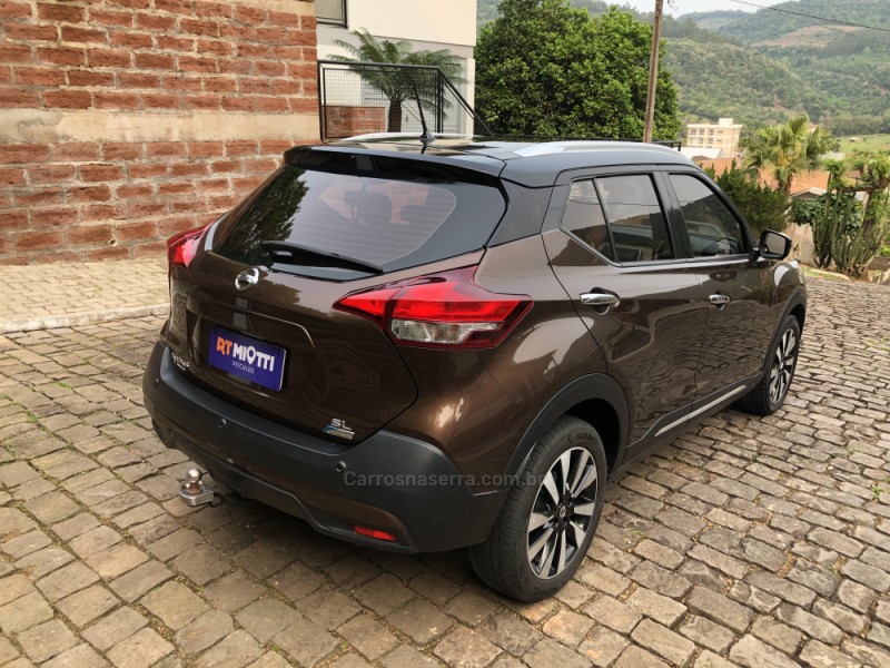 KICKS 1.6 16V FLEX SL 4P XTRONIC - 2018 - MUçUM