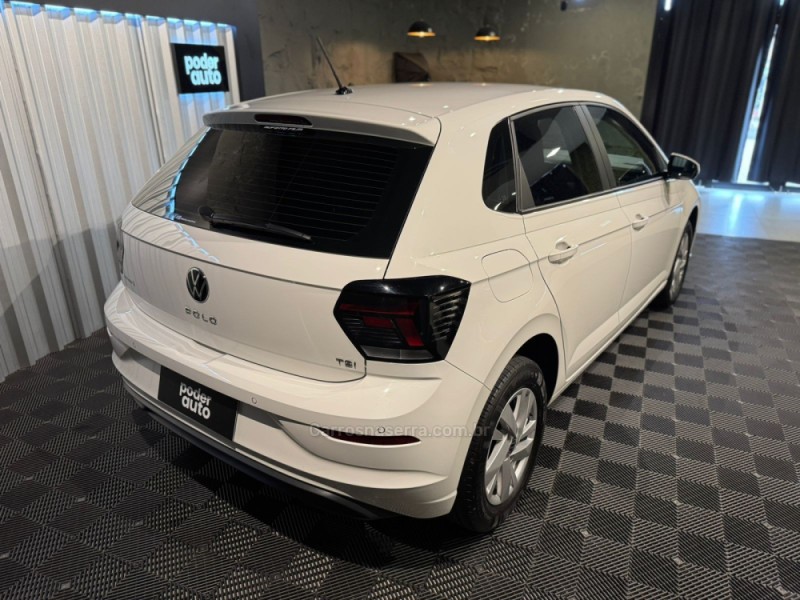 POLO 1.0 TSI FLEX 4P MANUAL - 2024 - FARROUPILHA