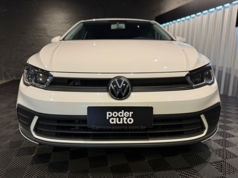 POLO 1.0 TSI FLEX 4P MANUAL - 2024 - FARROUPILHA