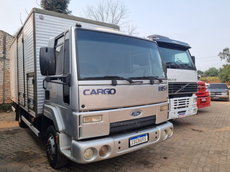 CARGO 815 E TURBO - 2012 - PORTãO