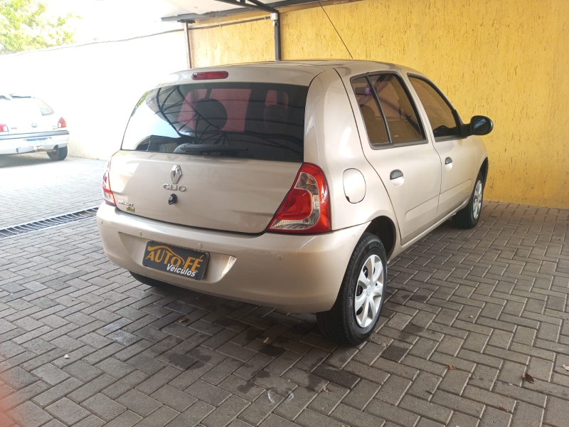 CLIO 1.0 EXPRESSION 16V FLEX 4P MANUAL - 2013 - CANELA