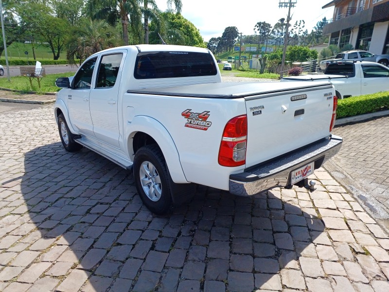 HILUX 3.0 SRV 4X4 CD 16V TURBO INTERCOOLER DIESEL 4P AUTOMÁTICO - 2014 - FLORES DA CUNHA