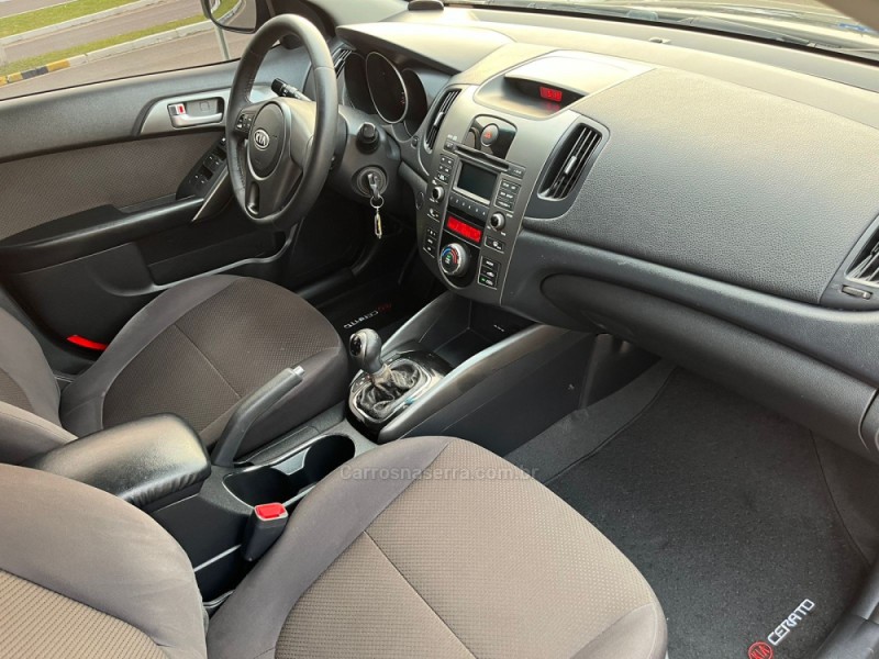 CERATO 1.6 EX3 SEDAN 16V GASOLINA 4P AUTOMÁTICO - 2011 - DOIS IRMãOS