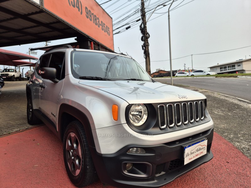 RENEGADE 1.8 16V FLEX SPORT 4P AUTOMÁTICO - 2016 - FARROUPILHA