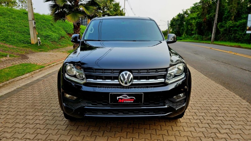 AMAROK 2.0 TRENDLINE 4X4 CD 16V TURBO INTERCOOLER DIESEL 4P AUTOMÁTICO - 2018 - IVOTI