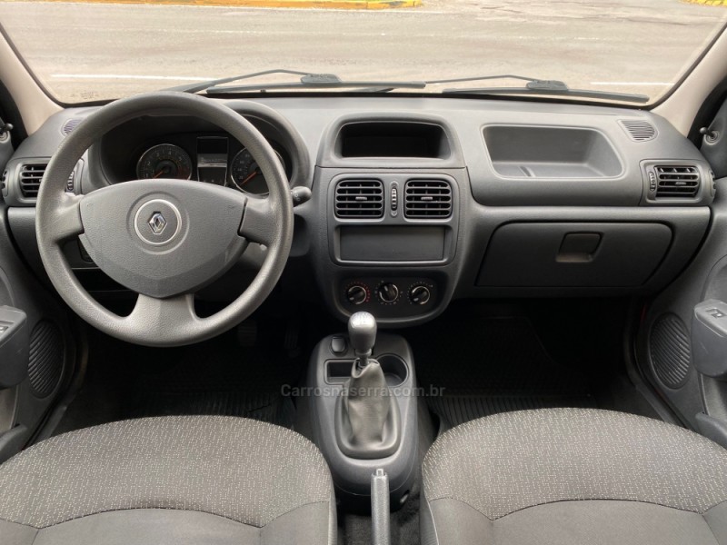 CLIO 1.0 EXPRESSION 16V FLEX 4P MANUAL - 2013 - CAXIAS DO SUL