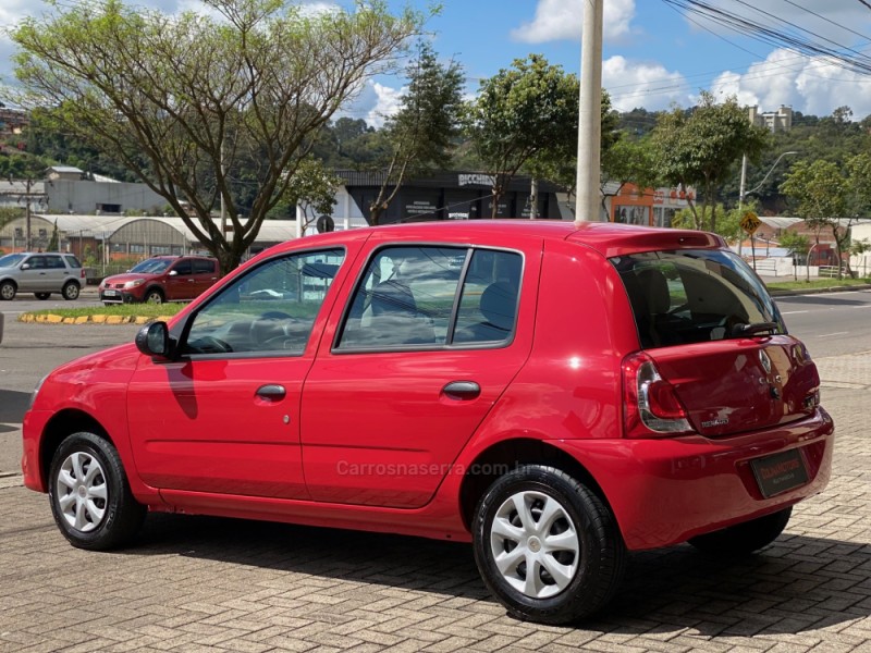 CLIO 1.0 EXPRESSION 16V FLEX 4P MANUAL - 2013 - CAXIAS DO SUL