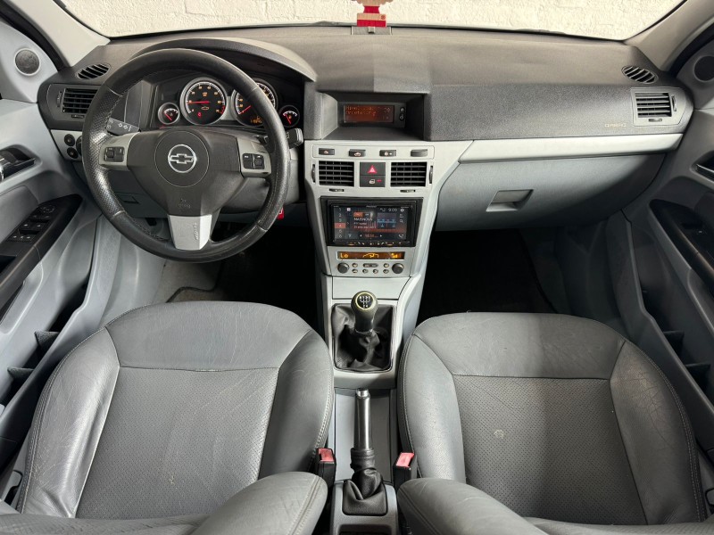 VECTRA 2.0 MPFI ELEGANCE 8V FLEX 4P MANUAL - 2006 - CAXIAS DO SUL