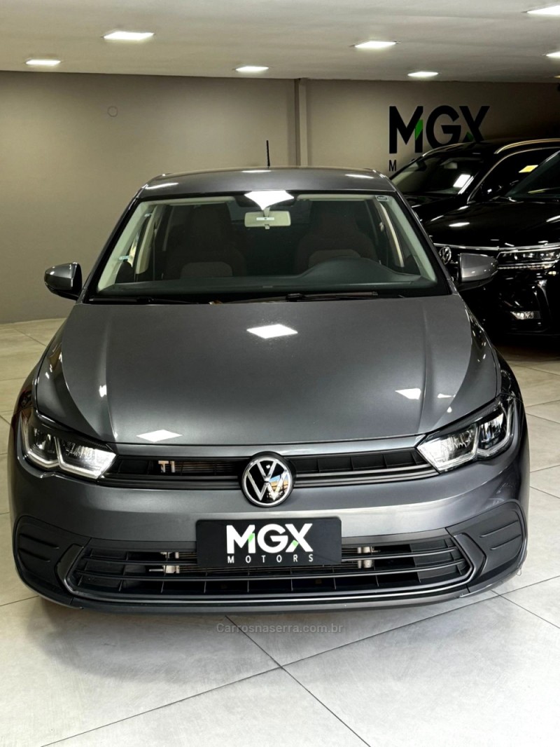 POLO 1.0 TSI FLEX 4P MANUAL - 2024 - PORTO ALEGRE