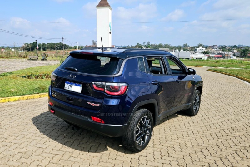 COMPASS 2.0 16V DIESEL TRAILHAWK 4X4 AUTOMÁTICO - 2019 - LAJEADO