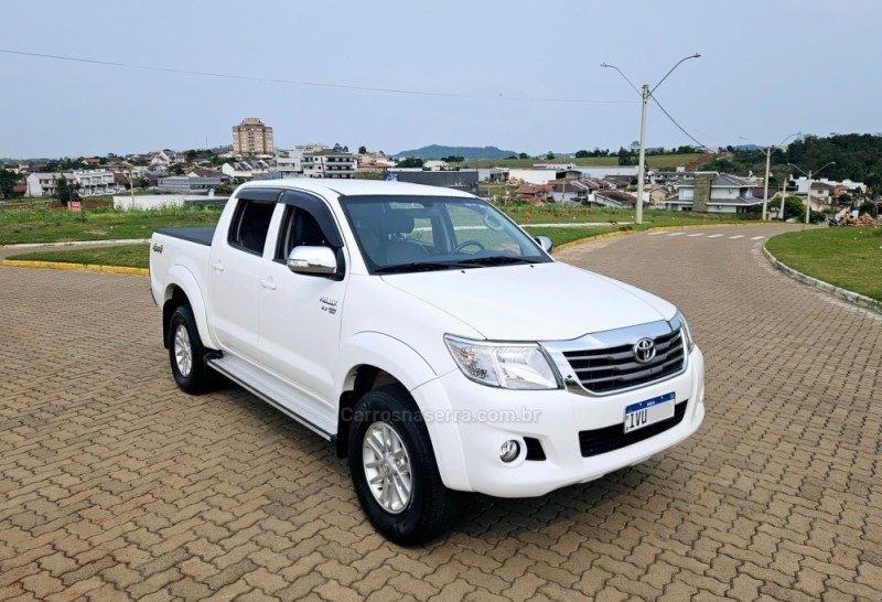 HILUX 2.7 SRV 4X4 CD 16V FLEX 4P AUTOMÁTICO