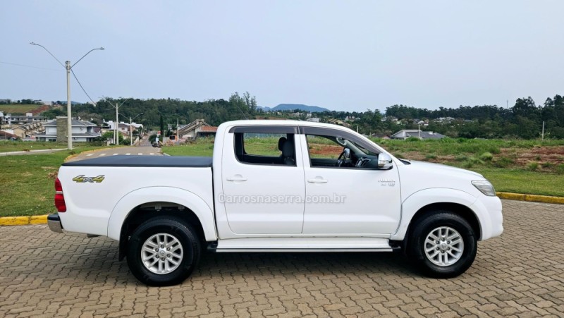 HILUX 2.7 SRV 4X4 CD 16V FLEX 4P AUTOMÁTICO - 2015 - LAJEADO