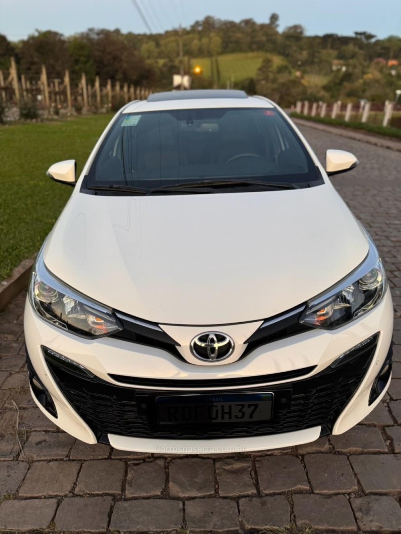 YARIS 1.5 XLS CONNECT 16V FLEX 4P AUTOMÁTICO - 2022 - GARIBALDI