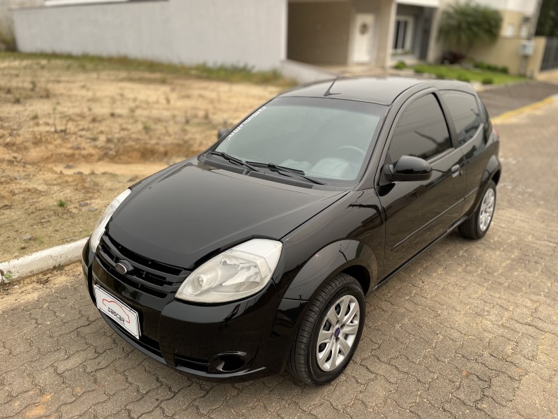 KA 1.0 MPI 8V FLEX 2P MANUAL - 2009 - BOM PRINCíPIO