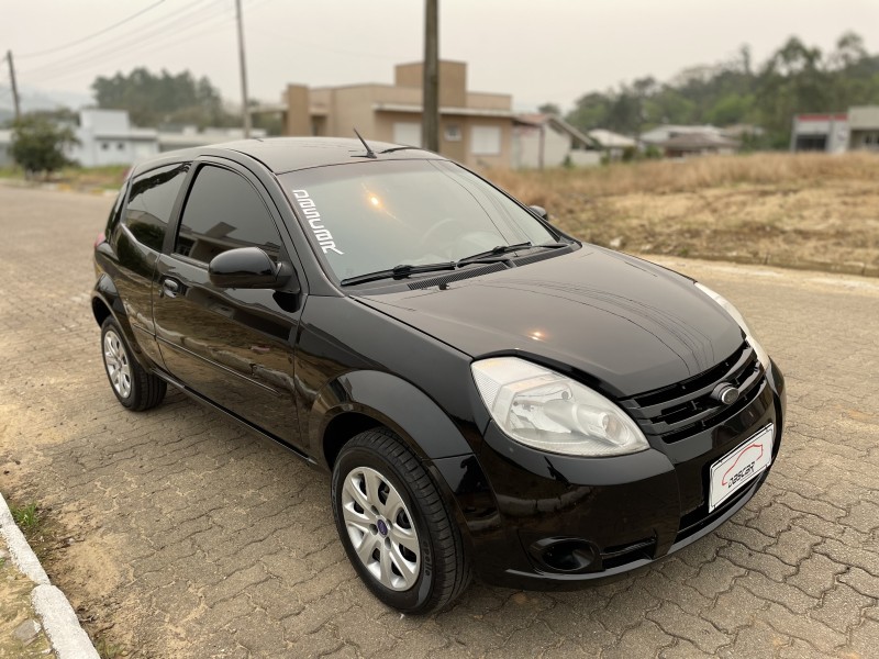 KA 1.0 MPI 8V FLEX 2P MANUAL - 2009 - BOM PRINCíPIO