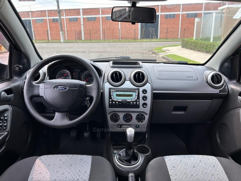 FIESTA 1.6 MPI CLASS HATCH 8V FLEX 4P MANUAL - 2013 - VENâNCIO AIRES