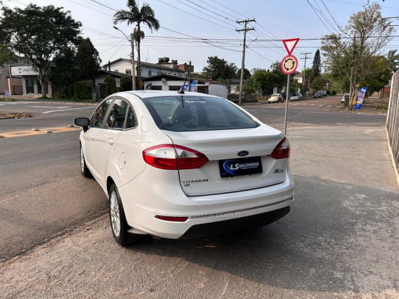 FIESTA 1.6 TITANIUM SEDAN 16V FLEX 4P AUTOMÁTICO - 2017 - VENâNCIO AIRES