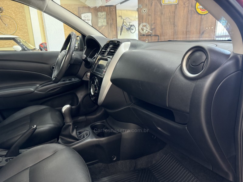 VERSA 1.6 16V FLEX SL 4P MANUAL - 2017 - CAXIAS DO SUL