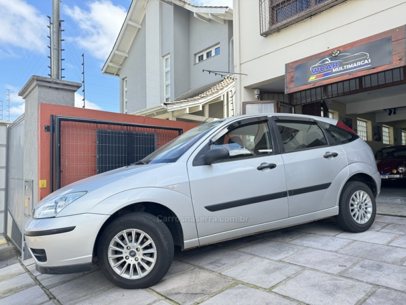 FOCUS 1.6 8V FLEX 4P MANUAL - 2009 - CAXIAS DO SUL