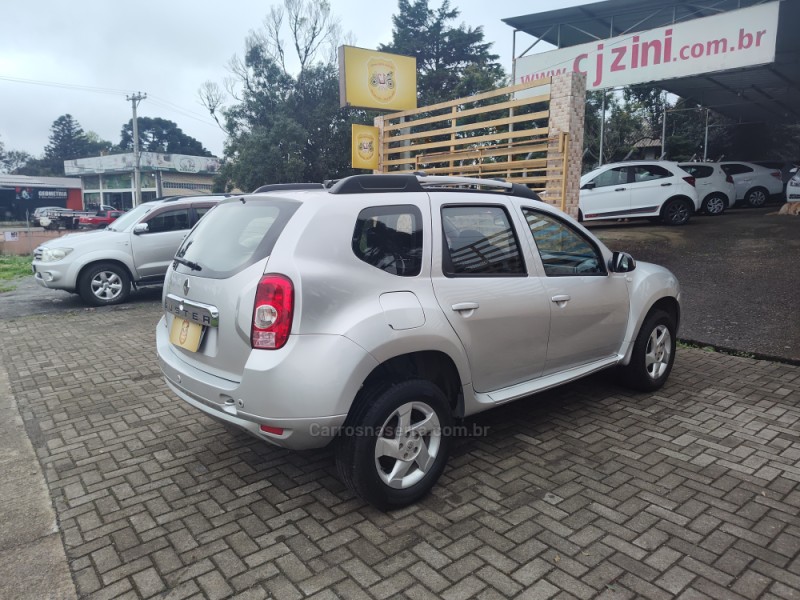 DUSTER 1.6 DYNAMIQUE 4X2 16V FLEX 4P MANUAL - 2013 - CANELA