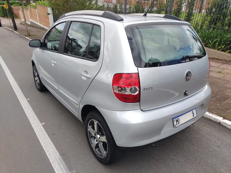 FOX 1.6 MI PLUS 8V FLEX 4P MANUAL - 2010 - FARROUPILHA