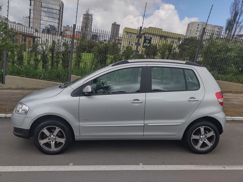 FOX 1.6 MI PLUS 8V FLEX 4P MANUAL - 2010 - FARROUPILHA