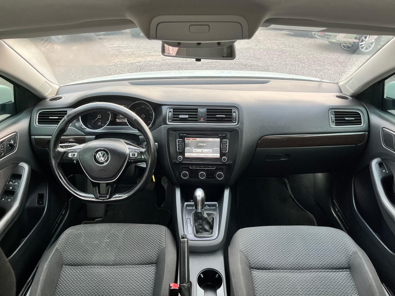 JETTA 2.0 COMFORTLINE FLEX 4P TIPTRONIC - 2015 - CAXIAS DO SUL