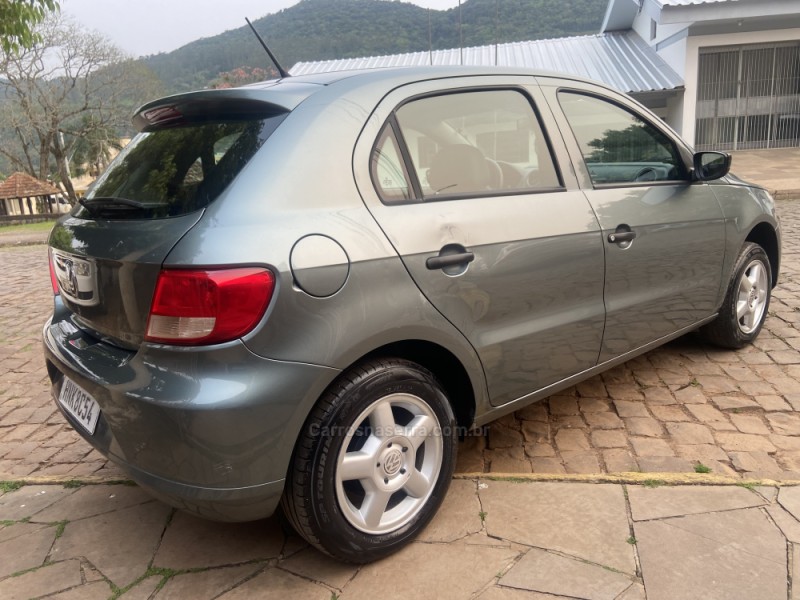 GOL 1.0 MI 8V FLEX 4P MANUAL G.V - 2011 - MUçUM