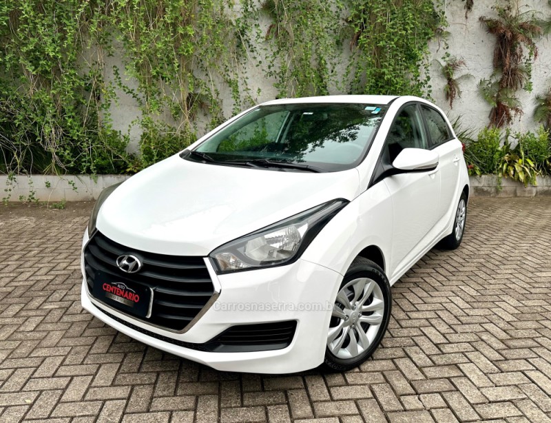 HB20 1.0 COMFORT PLUS 12V FLEX 4P MANUAL - 2018 - SAPIRANGA