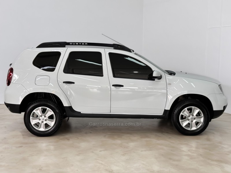 DUSTER 1.6 EXPRESSION 4X2 16V FLEX 4P MANUAL - 2020 - CAXIAS DO SUL