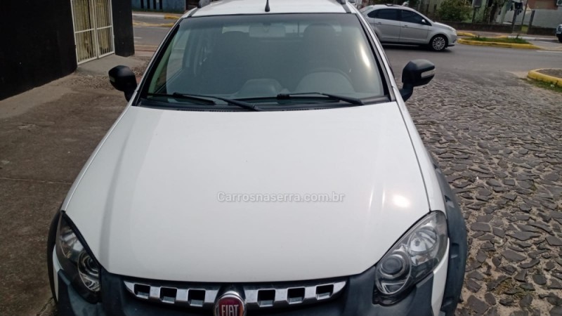 STRADA 1.8 MPI ADVENTURE CD 16V FLEX 3P MANUAL - 2014 - GARIBALDI