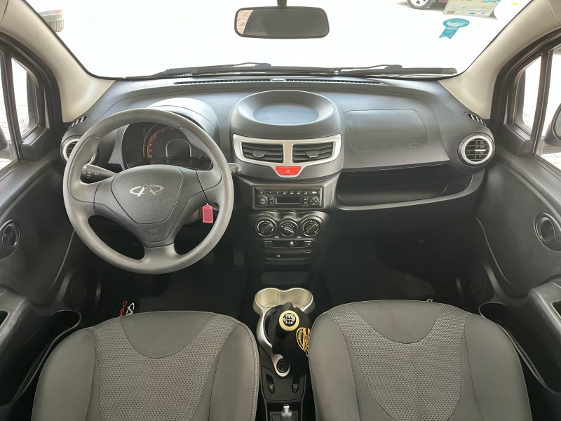 QQ 1.0 MPFI LOOK 12V GASOLINA 4P MANUAL - 2018 - CAXIAS DO SUL