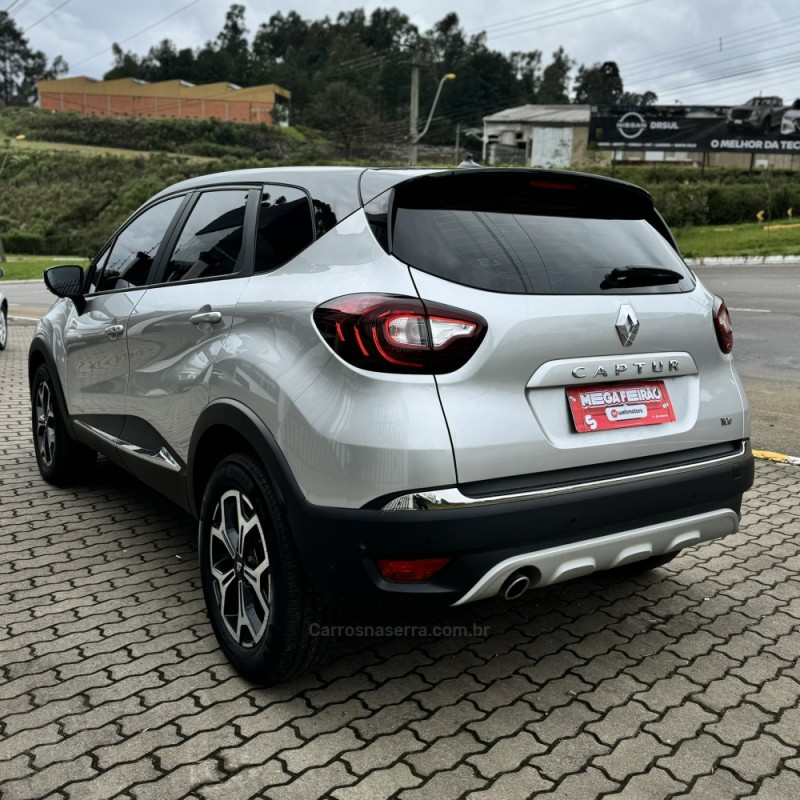 CAPTUR 1.3 ICONIC 16V TURBO FLEX 4P AUTOMÁTICO - 2024 - CAXIAS DO SUL