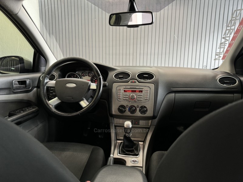 FOCUS 2.0 SEDAN 16V GASOLINA 4P MANUAL - 2011 - DOIS IRMãOS