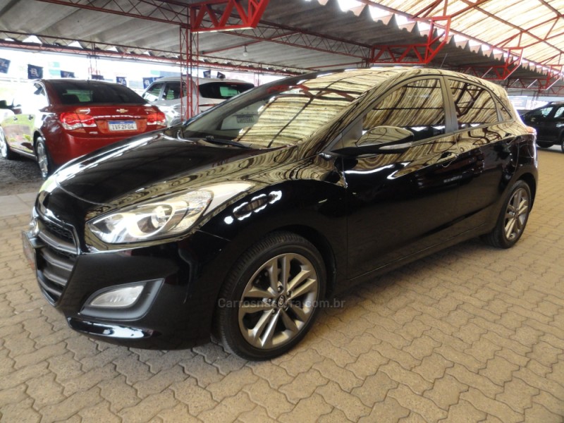 I30 1.8 MPI 16V GASOLINA 4P AUTOMATICO - 2016 - SAPIRANGA