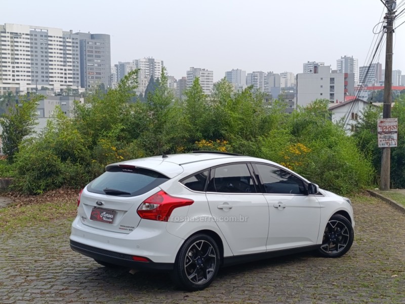 FOCUS 2.0 TITANIUM PLUS HATCH 16V FLEX 4P AUTO - 2015 - CAXIAS DO SUL