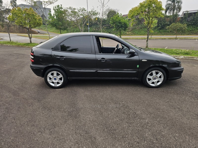 BRAVA 1.6 MPI SX 16V 99CV GASOLINA 4P MANUAL - 2002 - BENTO GONçALVES